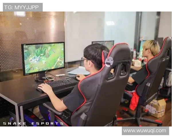 CSGO赛事热议LNG战队心理素质引发广泛争议与讨论 CSGO赛事热议LNG战队心理素质引发广泛争议与讨论